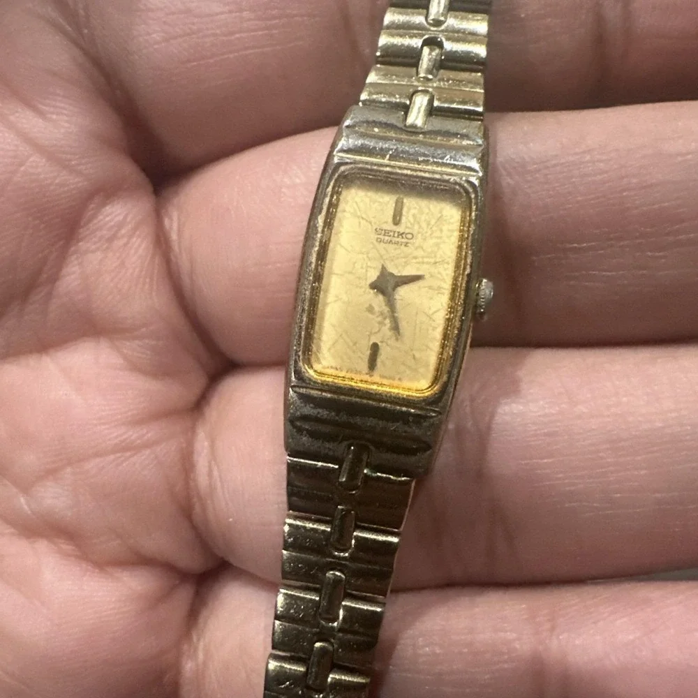 Working Vintage Seiko‎ Women's 13mm Gold Tone Bracelet Watch 2e20-6500 Fit 6.5in